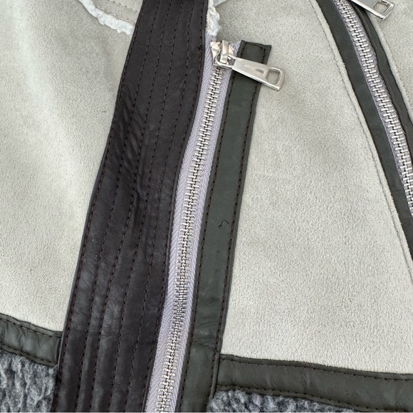 STELLA & Lorenzo Faux Shearling Moto Vest Size XS - Picture 16 of 16